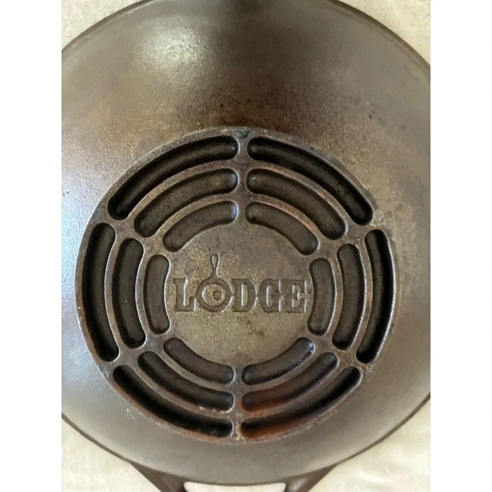 LODGE Cast Iron Wok 13in X 3.5